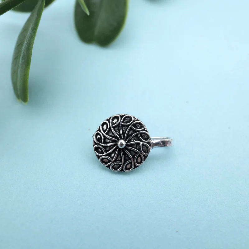 German Silver Oxidised Bloomed Flower Clip Nosepin